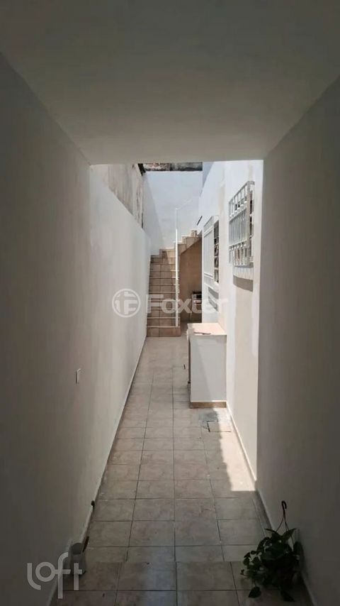 Image 1 - 818021
