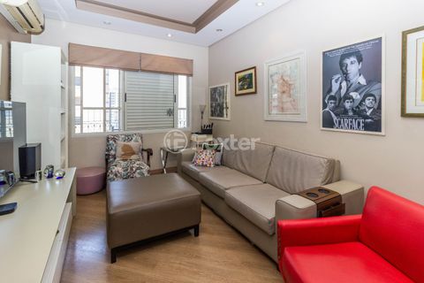 Image 11 - 818214