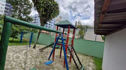 Image 10 - 818356