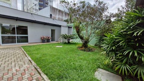Image 13 - 818356
