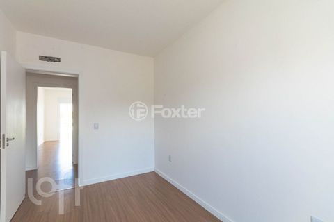 Image 18 - 818730