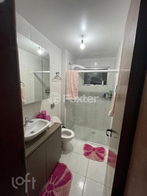 Image 10 - 818795