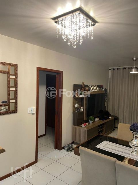 Image 3 - 818795