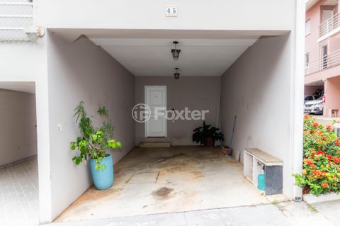 Image 2 - 818851