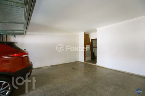 Image 3 - 819087