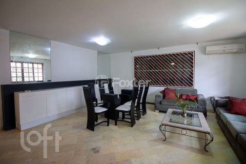 Image 3 - 819157
