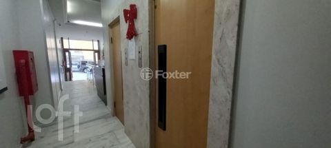 Image 9 - 819226