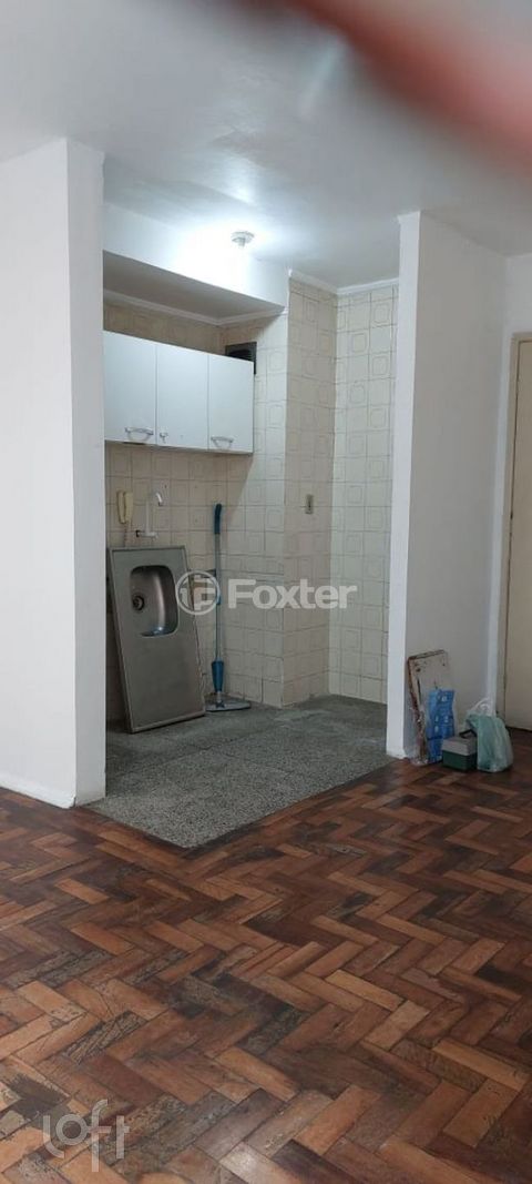 Image 3 - 819497