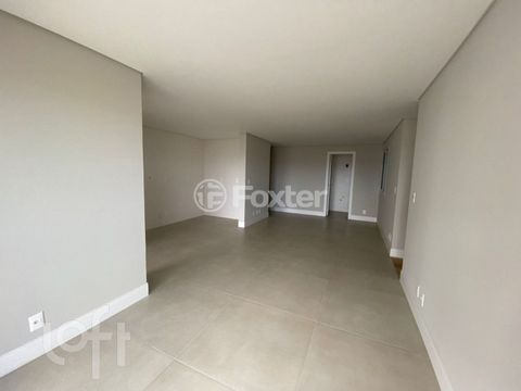 Image 10 - 819699