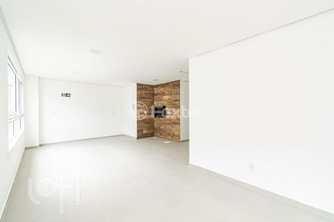 Image 9 - 819729