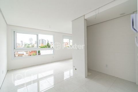 Image 17 - 819729