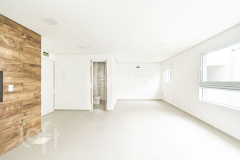 Image 13 - 819729