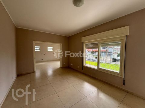 Image 9 - 819772