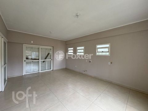 Image 11 - 819772