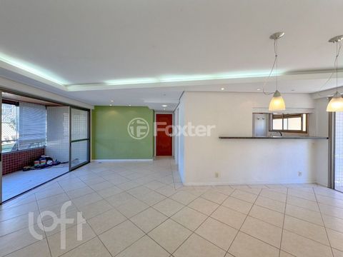 Image 0 - 819786