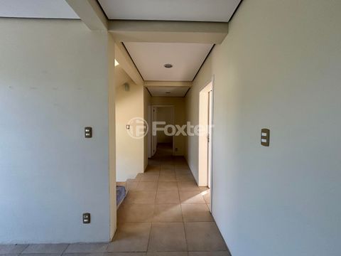 Image 13 - 819887
