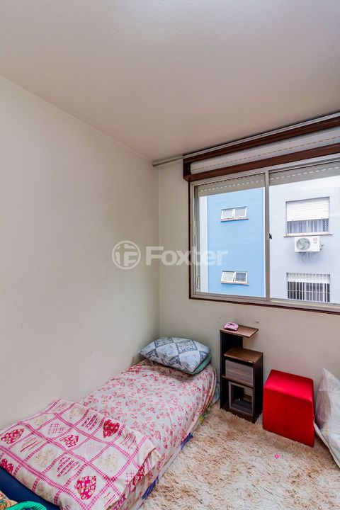 Image 7 - 820241