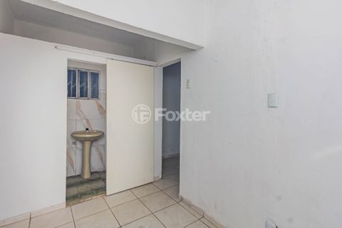 Image 7 - 820374