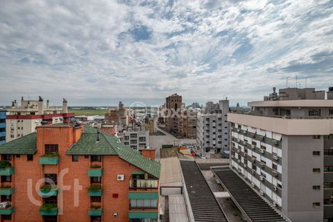 Image 12 - 820442