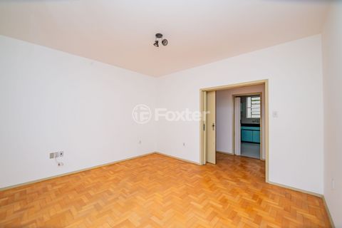 Image 3 - 820485