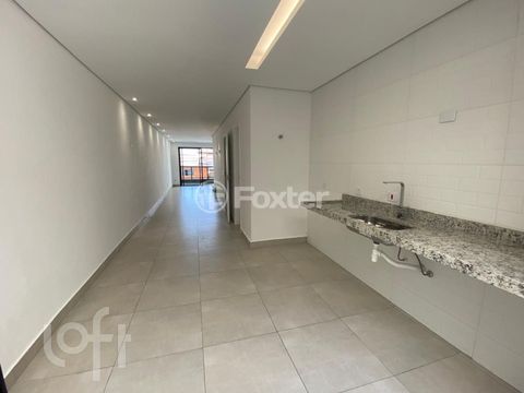 Image 6 - 820777
