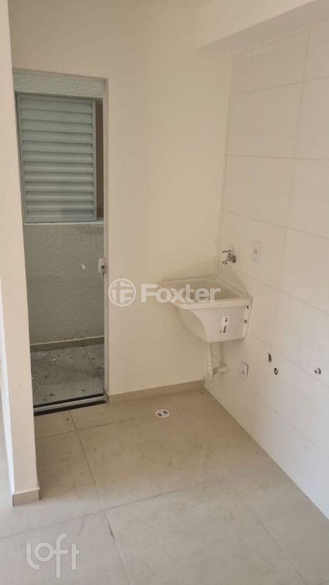 Image 3 - 821320