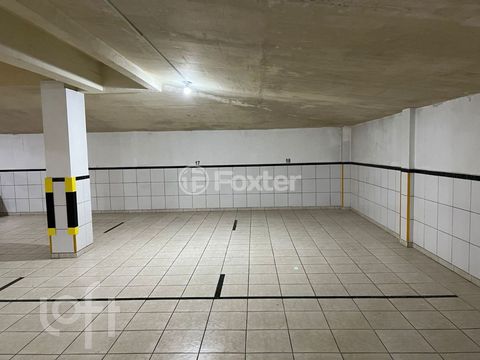 Image 16 - 821500