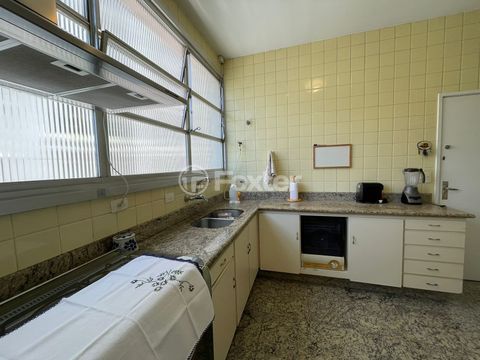 Image 7 - 821518