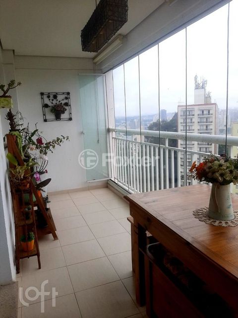 Image 11 - 821865