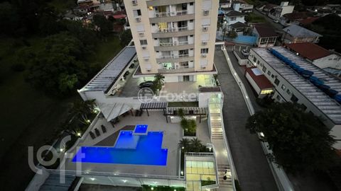 Image 9 - 821904