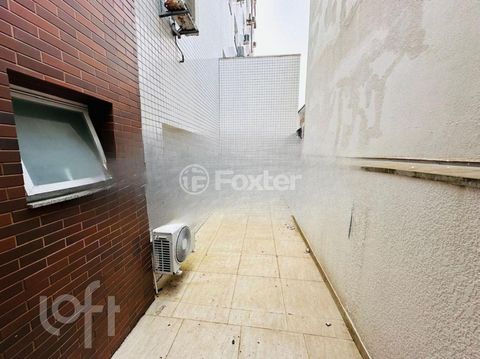 Image 5 - 822102