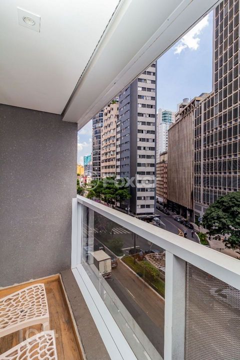 Image 4 - 823003