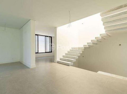 Image 3 - 823046
