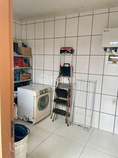 Image 3 - 823087