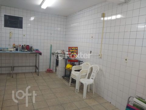 Image 4 - 824450
