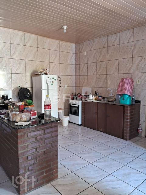Image 2 - 824844