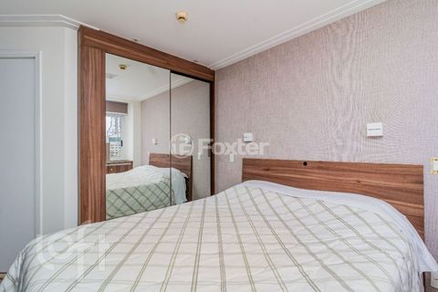 Image 7 - 825027