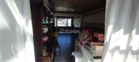 Image 5 - 825160