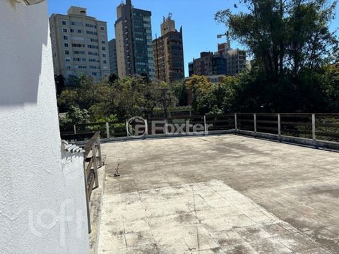 Image 8 - 825589