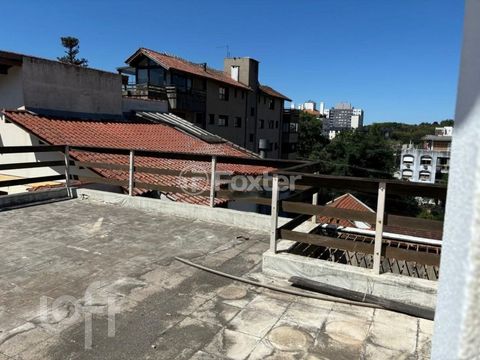Image 7 - 825589