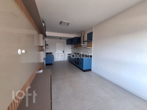 Image 3 - 825997