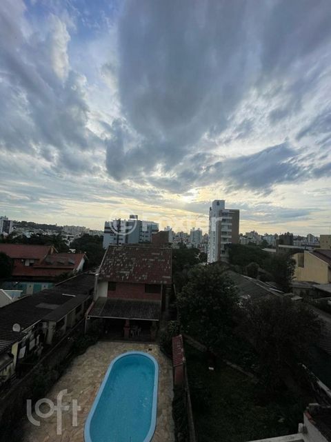 Image 11 - 826189