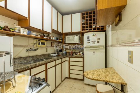 Image 16 - 826282