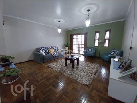Image 3 - 826294