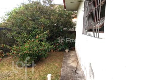 Image 8 - 826370