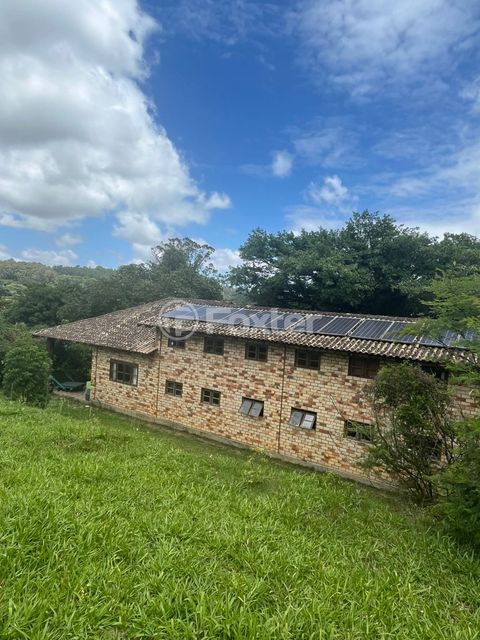 Image 3 - 826381
