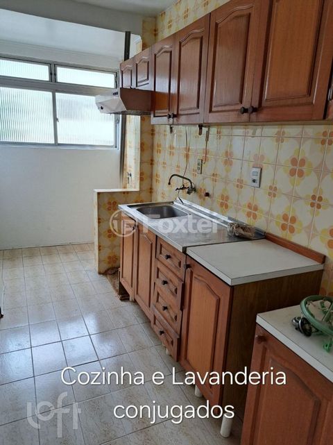 Image 3 - 826616