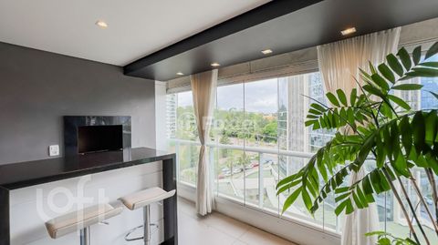 Image 6 - 826728
