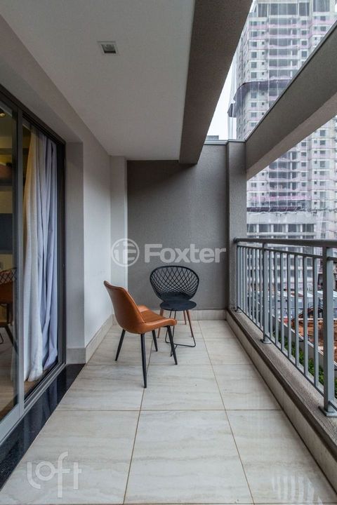 Image 10 - 826802