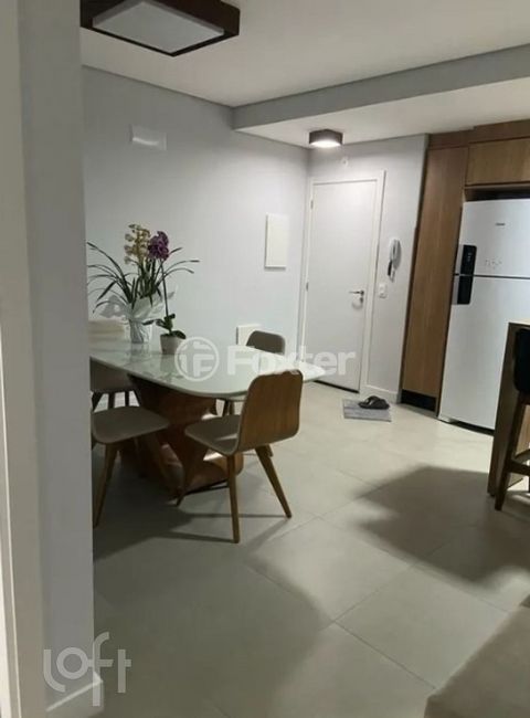 Image 4 - 826838